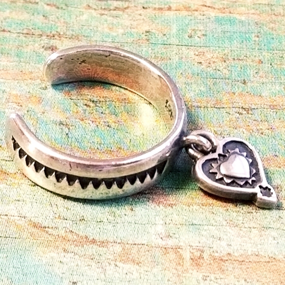 Silpada Sterling Silver Swaying Heart Toe Ring - Picture 5 of 12